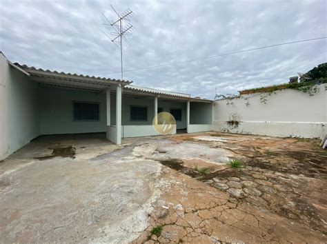 casas para alugar em anápolis particular olx  ALUGA-SE BARRACÃO JARDIM AMERICA